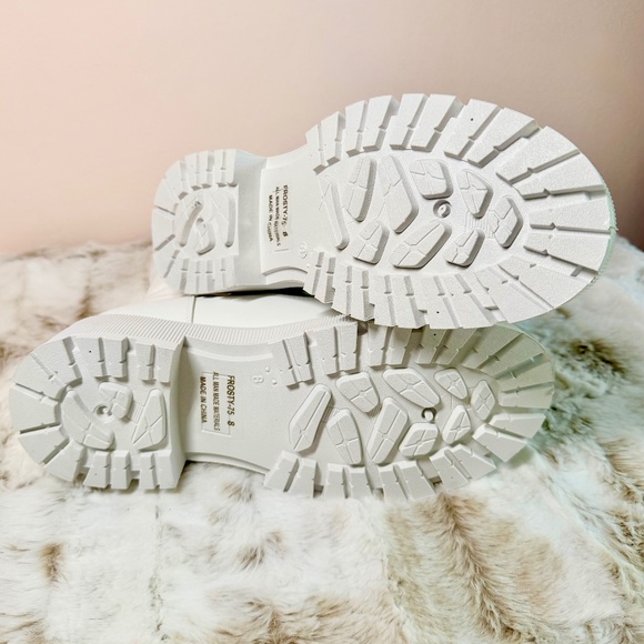 Kayleen Frosty White Quilted Winter Boot With 2" Chunky Heel - Picture 10 of 10